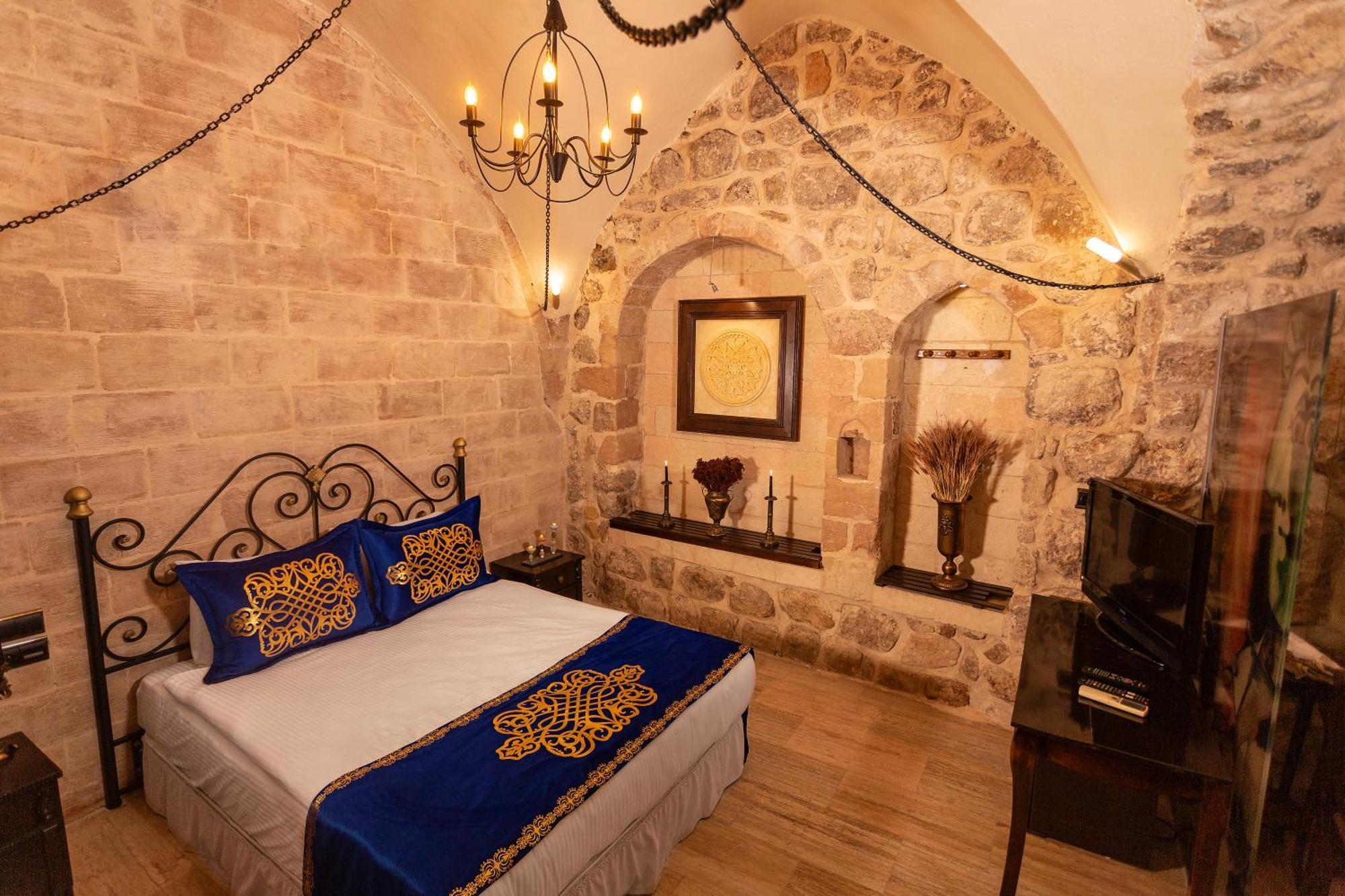 Selcuklu Konagi Bed & Breakfast Mardin Exterior photo